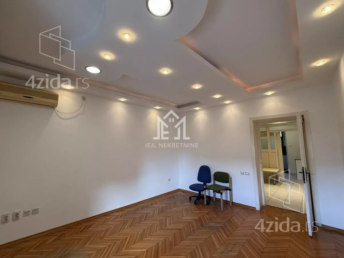 Fotografija stana 7 od 25