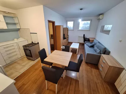 Ljubljanska | 4zida.rs