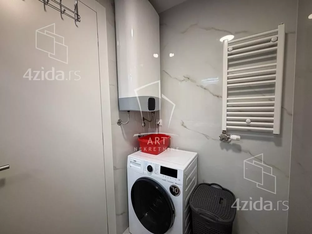 Garsonjera | 4zida