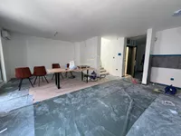 Šestosoban stan | 4zida