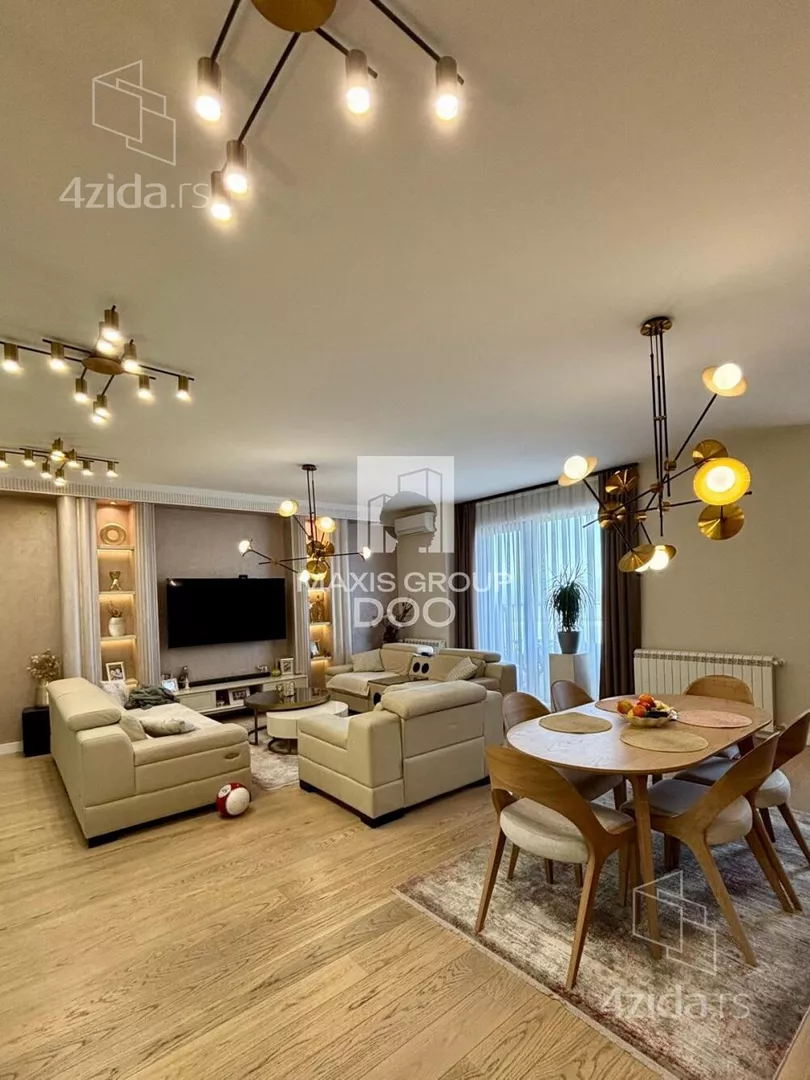 Četvorosoban stan | 4zida