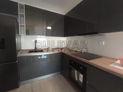 Prvomajska | 4zida.rs