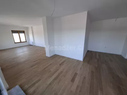 Banovo Brdo | 4zida.rs