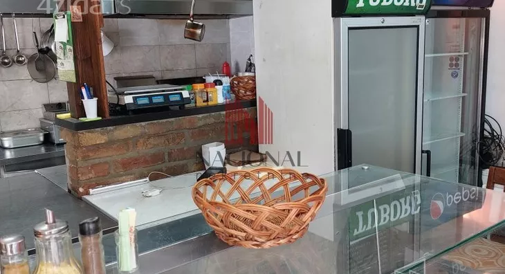 Lokal | 4zida