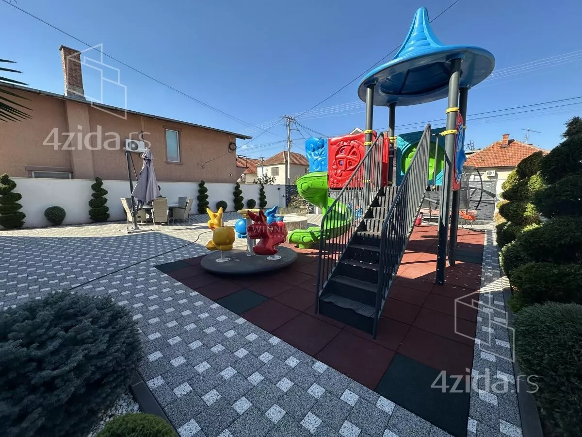 Kuća | 4zida