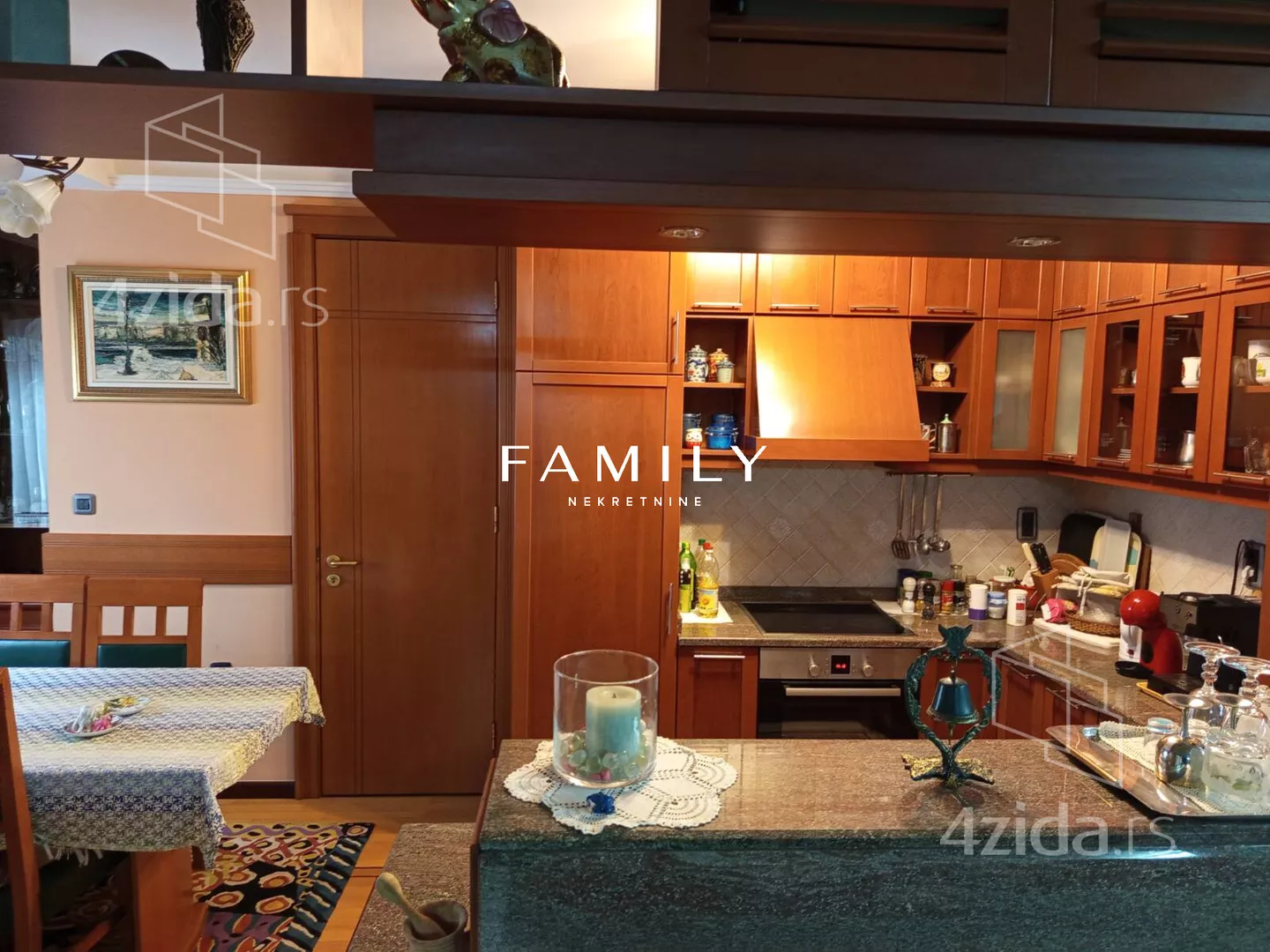 Petosoban stan | 4zida