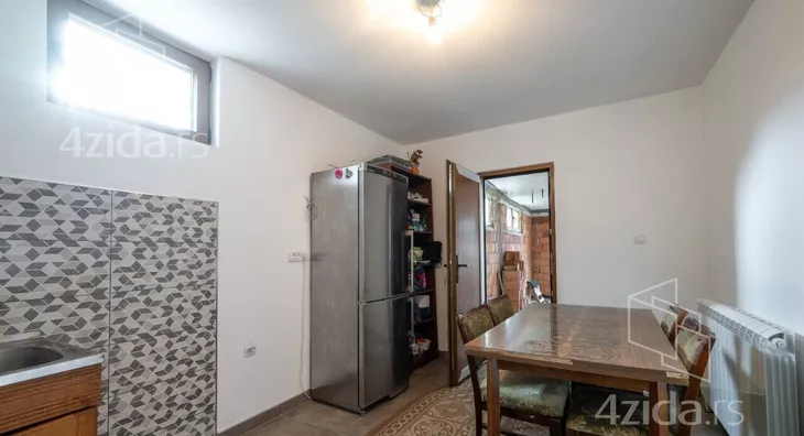 3-etažna kuća | 4zida