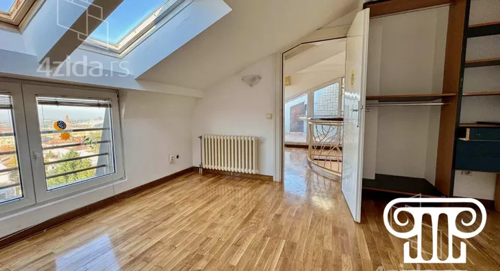 Petosoban stan | 4zida