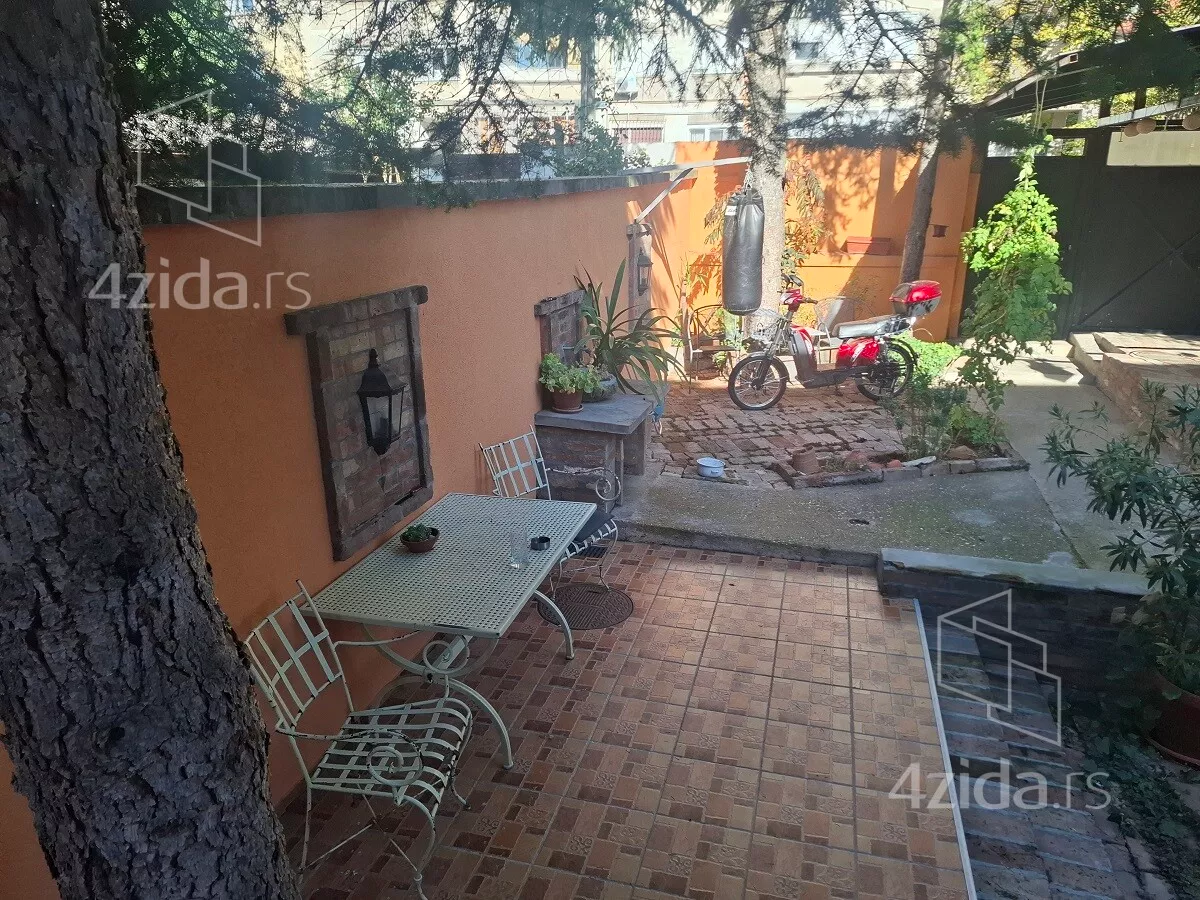 6-etažna kuća | 4zida