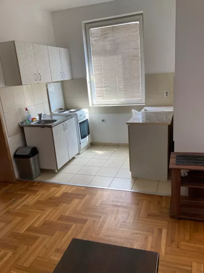 Radijalac | 4zida.rs