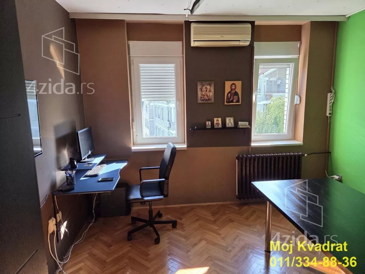 Troiposoban stan | 4zida