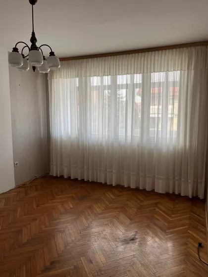 Spasovdanska | 4zida.rs