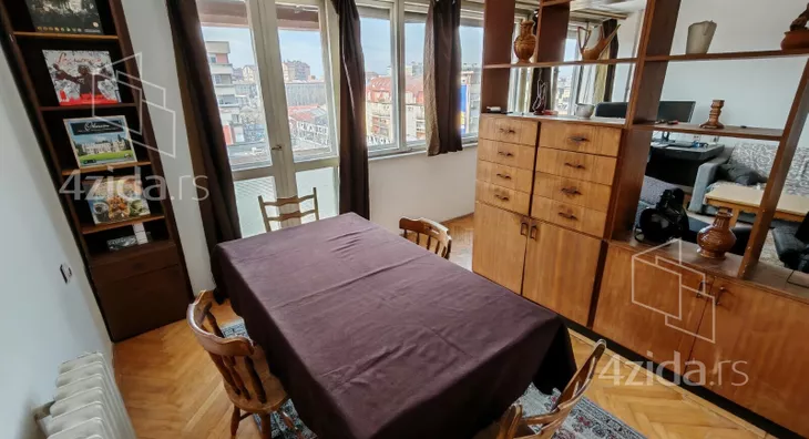 Četvoroiposoban stan | 4zida