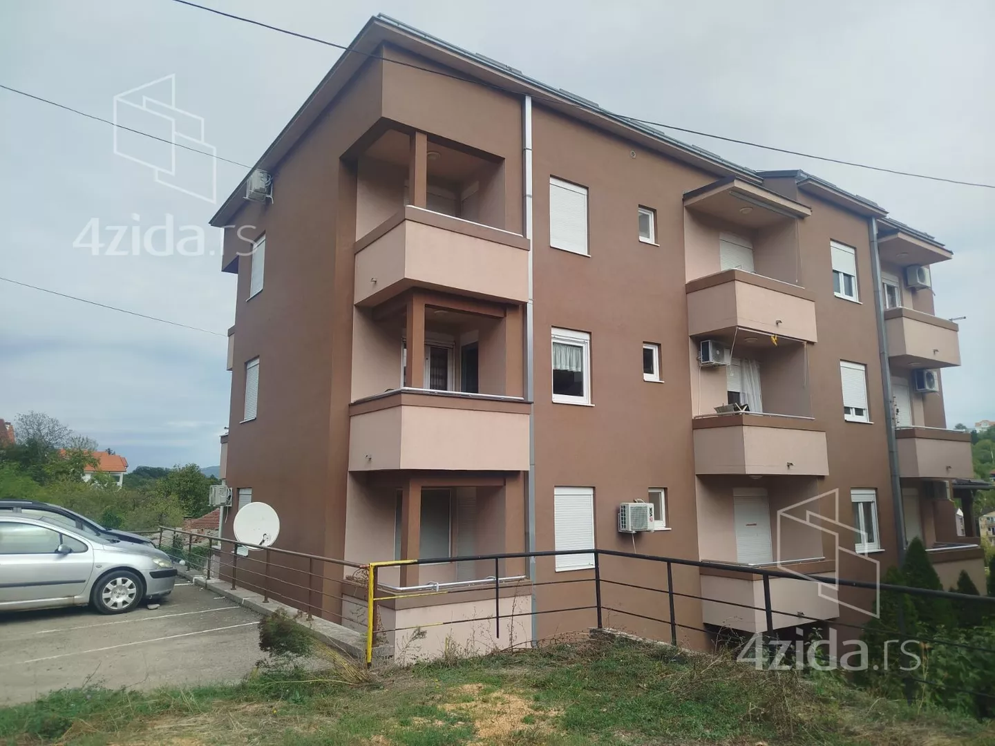 Garsonjera | 4zida