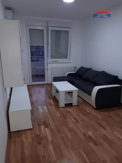 Petrovaradin | 4zida.rs