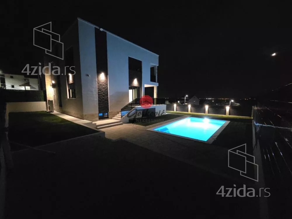 Kuća | 4zida