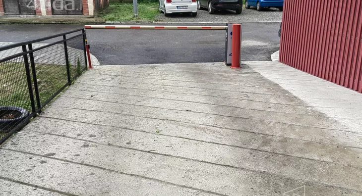 Garaža | 4zida