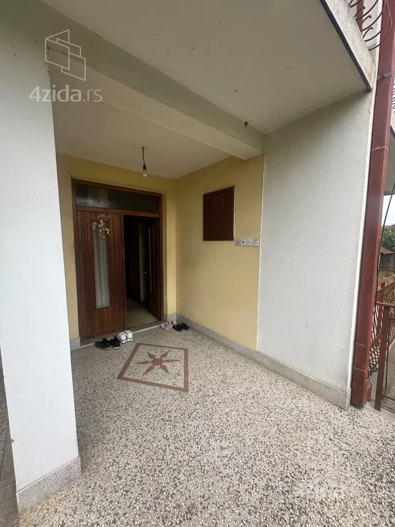 3-etažna kuća | 4zida