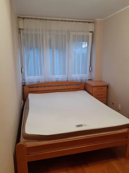 Braće Jovandić 15 | 4zida.rs