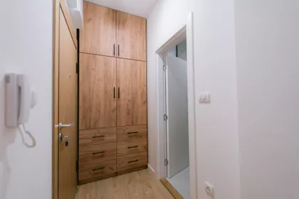 Rada Končara | 4zida.rs