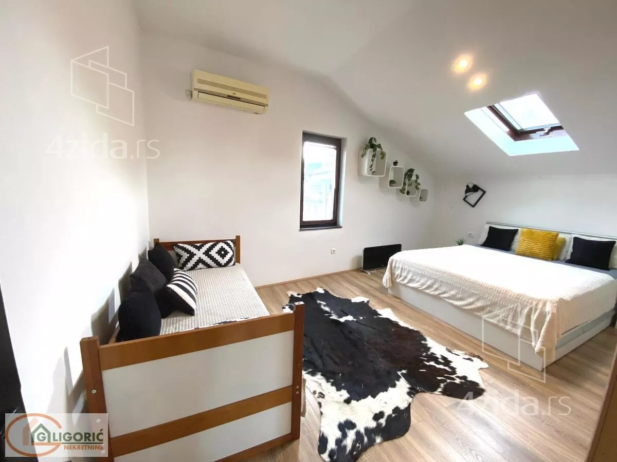 Petosoban stan | 4zida