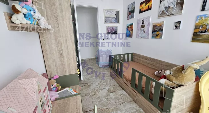 Petosoban stan | 4zida