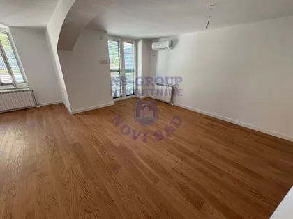 Petrovaradin | 4zida.rs