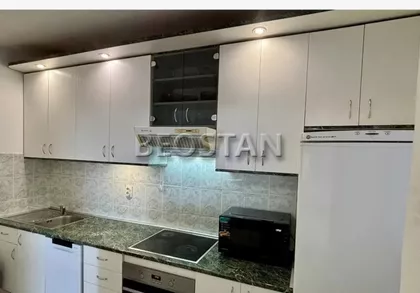 Prvomajska | 4zida.rs