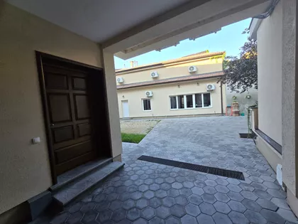 Mite Topalovića 10 | 4zida.rs