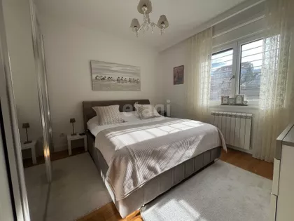 Južni Bulevar | 4zida.rs