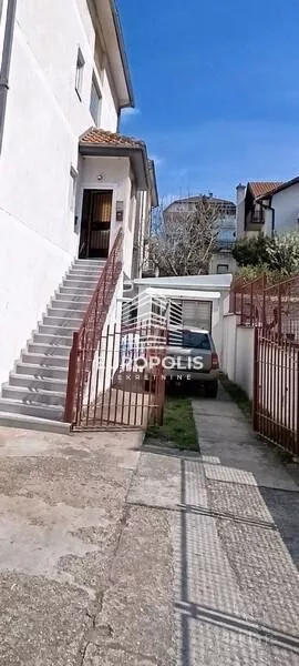 5-etažna kuća | 4zida