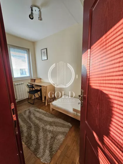 Kosančić Ivana | 4zida.rs