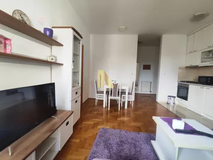 Bulevar Oslobođenja | 4zida.rs