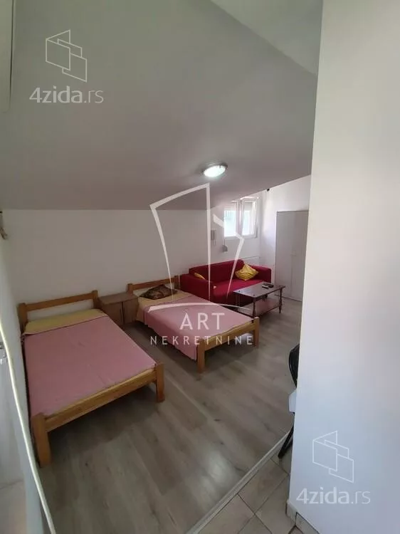 Garsonjera | 4zida
