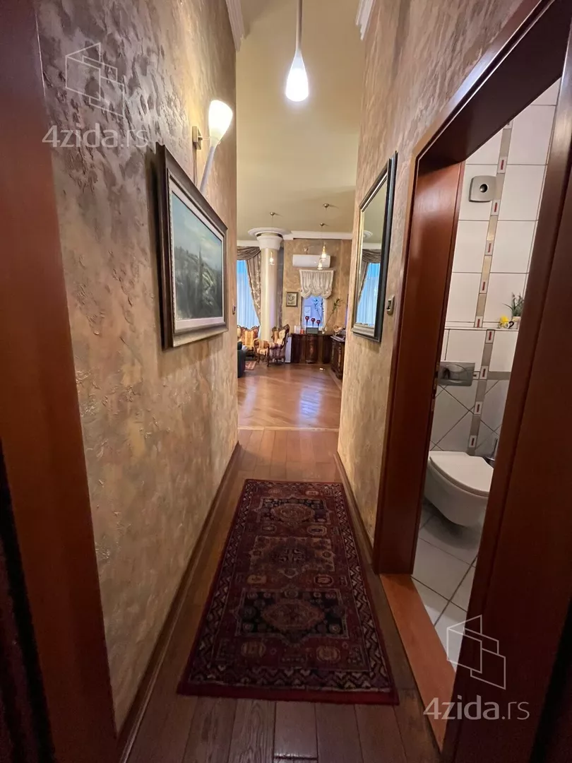 Petosoban stan | 4zida