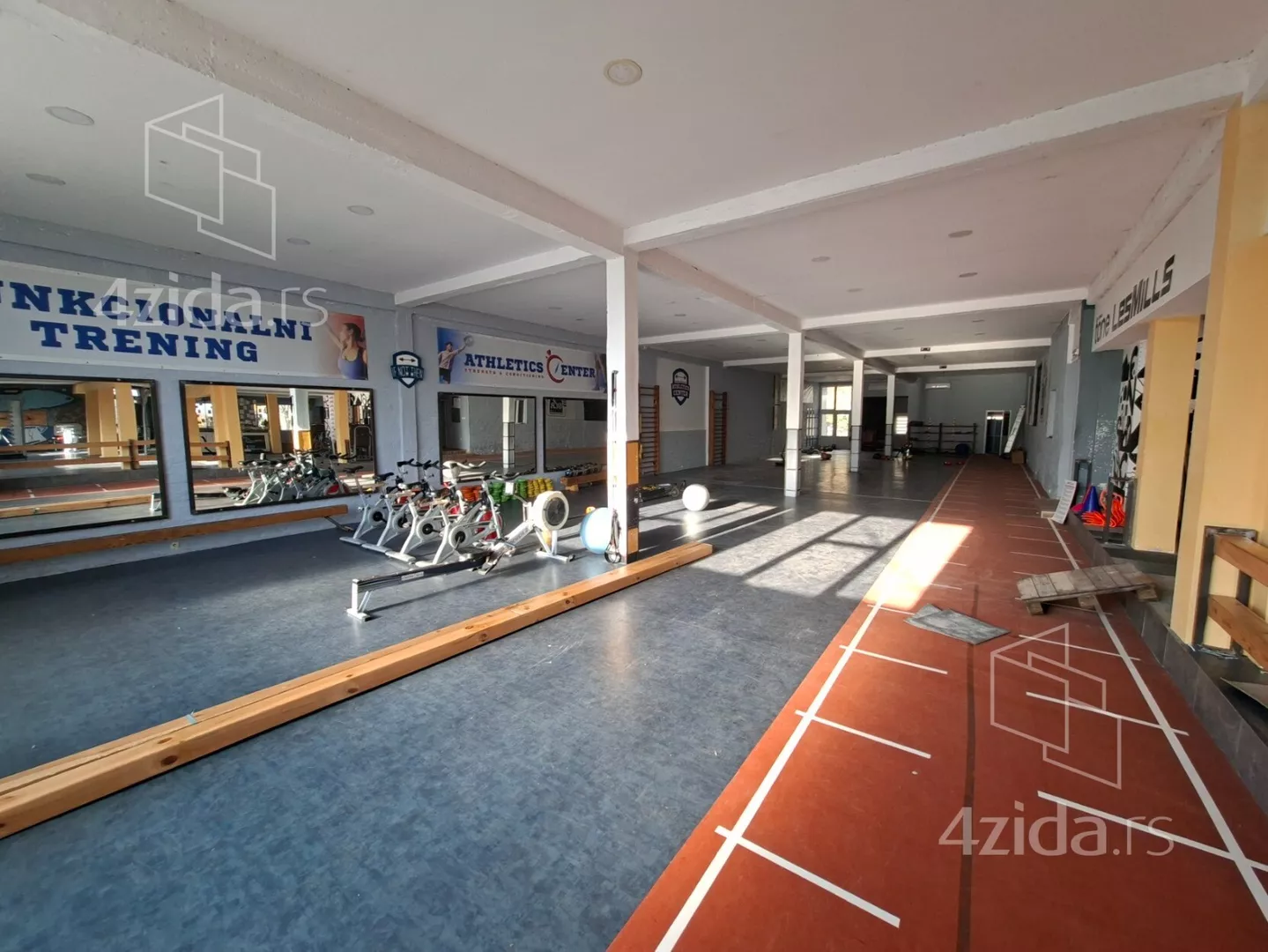 Poslovni prostor | 4zida