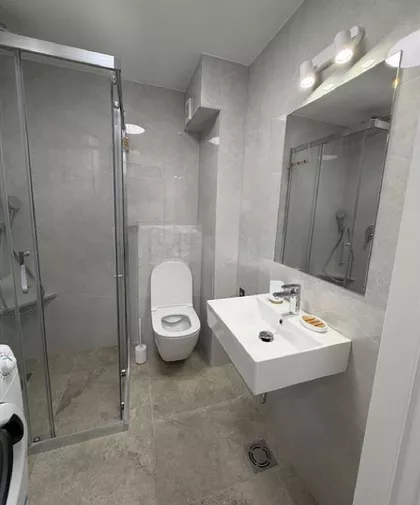 Đeram pijaca | 4zida.rs