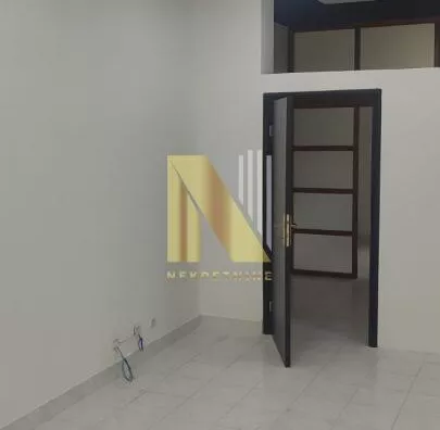 Lokal | 4zida