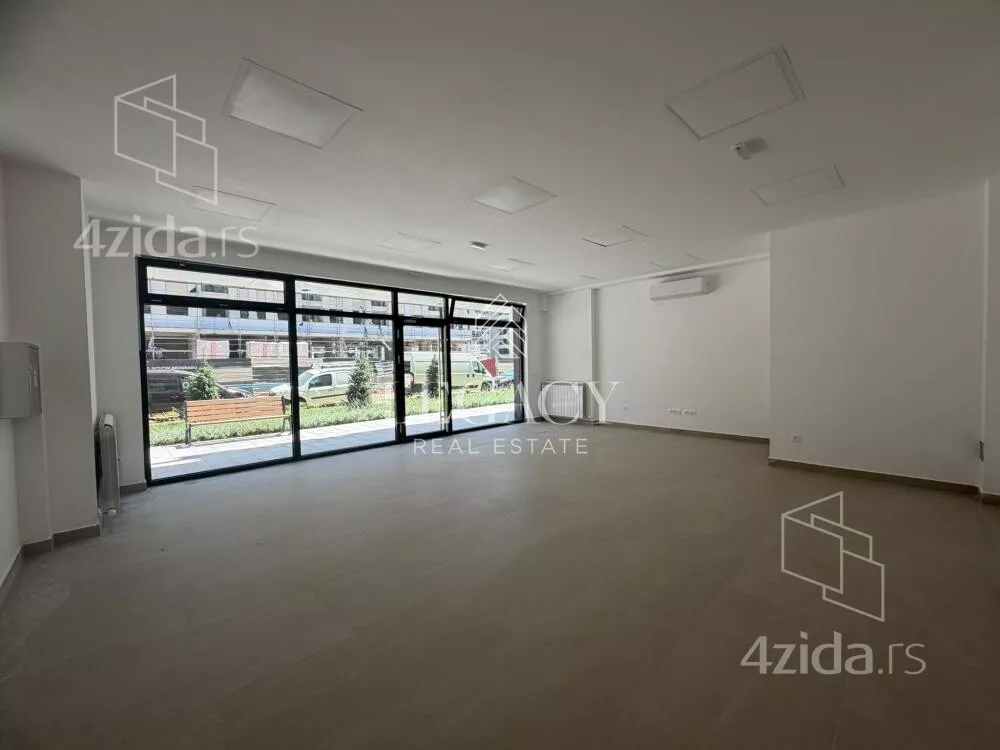 Lokal | 4zida