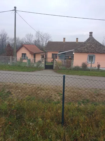 Pljoštara 1 | 4zida.rs