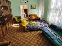 Gradske lokacije, Titel | 4zida.rs