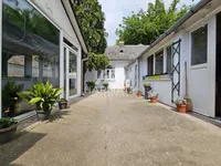 Poslovna zgrada | 4zida