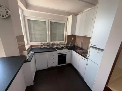 Ruđera Boškovića | 4zida.rs