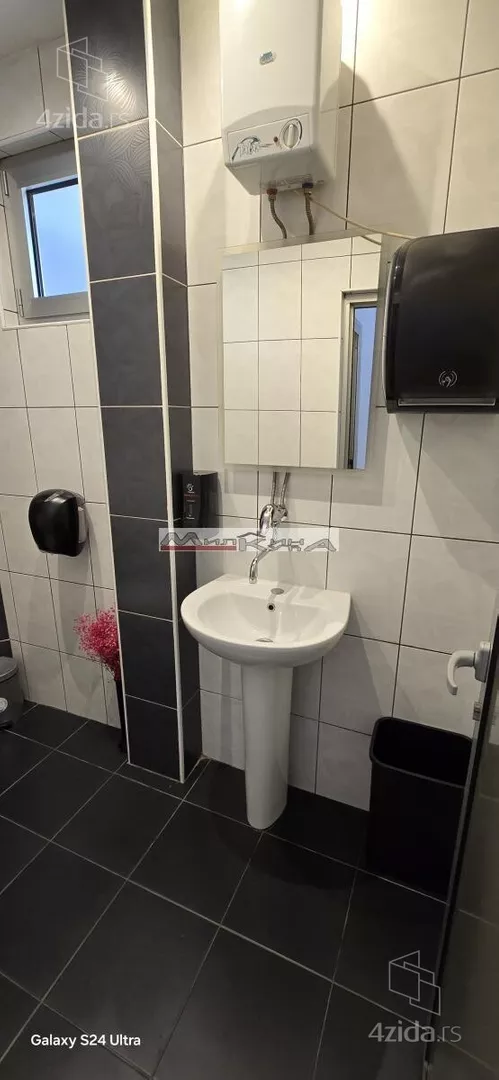 Ugostiteljski objekat | 4zida