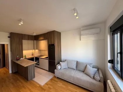 Karpoševa | 4zida.rs