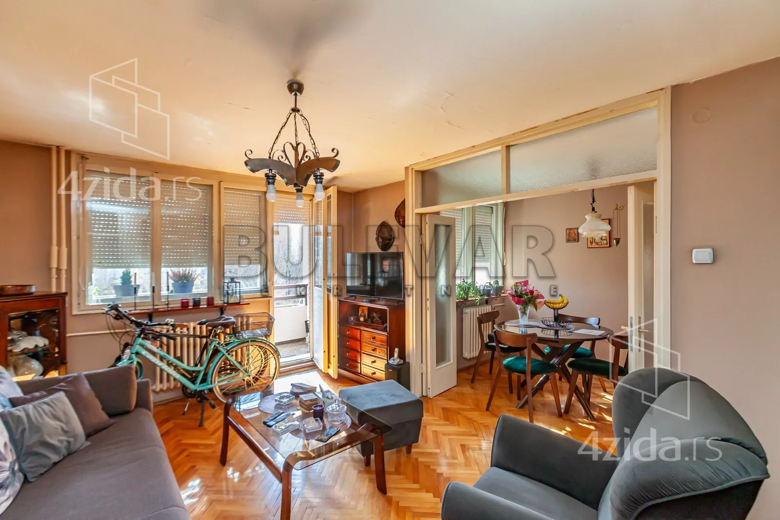 Dvoiposoban stan | 4zida