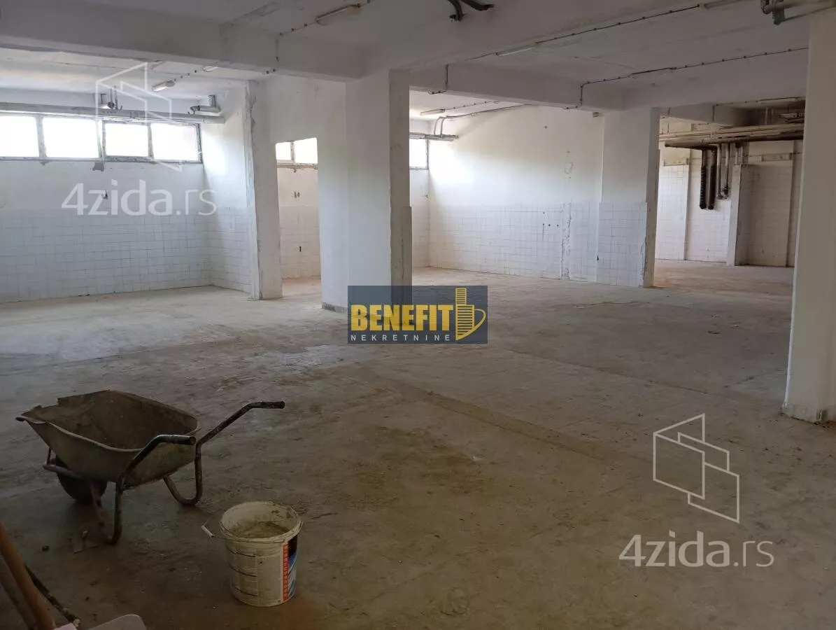 Poslovni prostor | 4zida