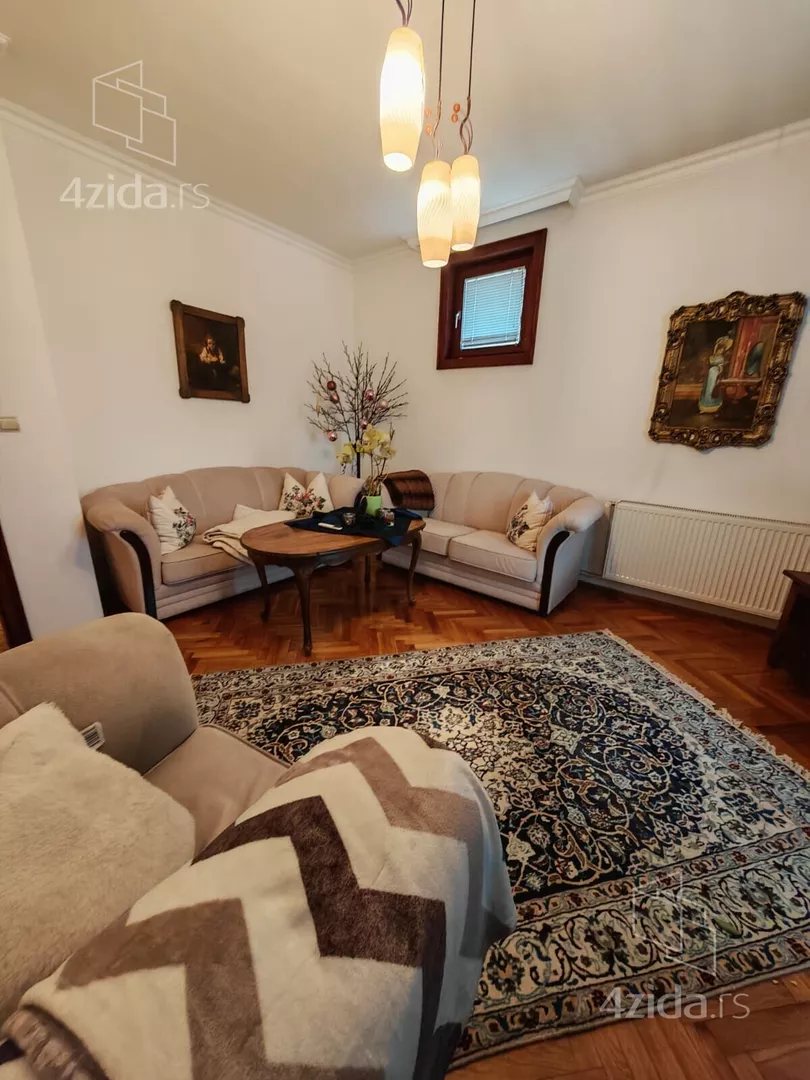 3-etažna kuća | 4zida