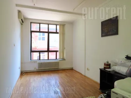 BEŽANIJSKA KOSA 1 | 4zida.rs