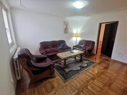 Vladimira Mitrovica | 4zida.rs